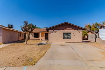 912 1st St, Avondale, AZ 85323