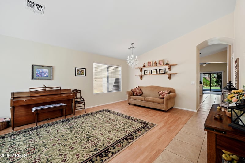 912 E Julie Ave, San Tan Valley, AZ 85140