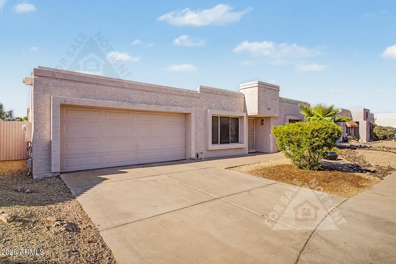912 E Villa Rita Dr, Phoenix, AZ 85022