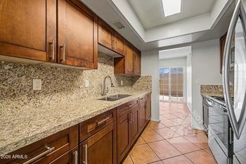912 Villa Rita Dr, Phoenix, AZ 85022