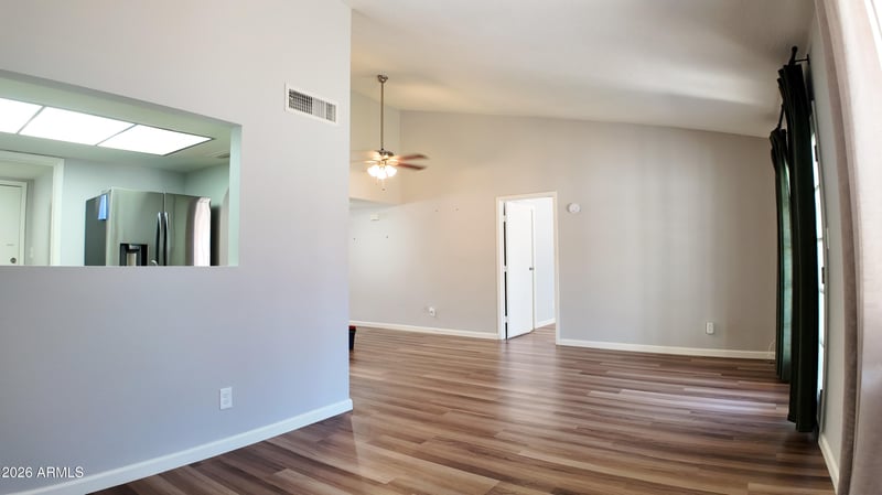 9120 N 68th Dr, Peoria, AZ 85345