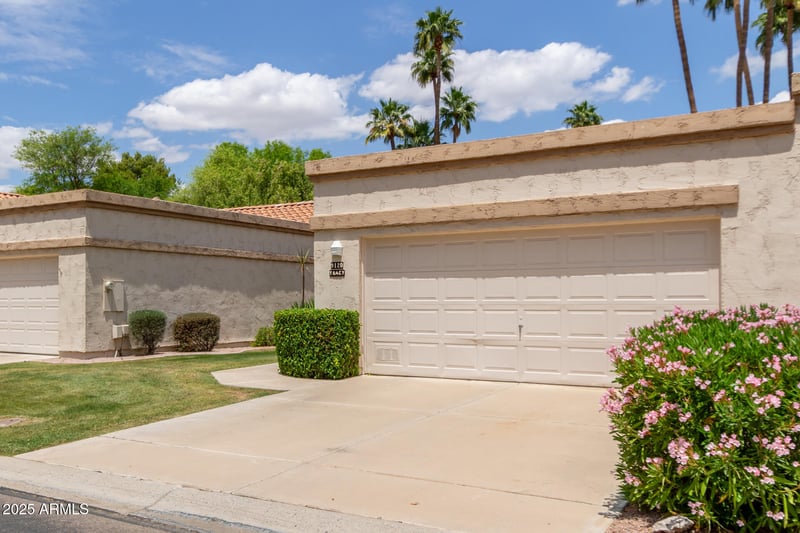 9120 Wescott Dr, Peoria, AZ 85382