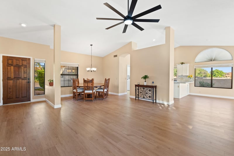 9123 Utopia Rd, Peoria, AZ 85382