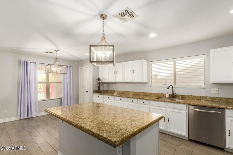 9124 Elm St, Phoenix, AZ 85037