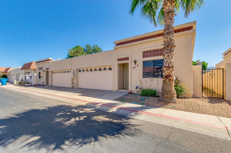 913 E Charleston Ave, Phoenix, AZ 85022