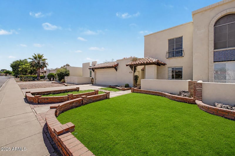 913 E Laguna Dr, Tempe, AZ 85282