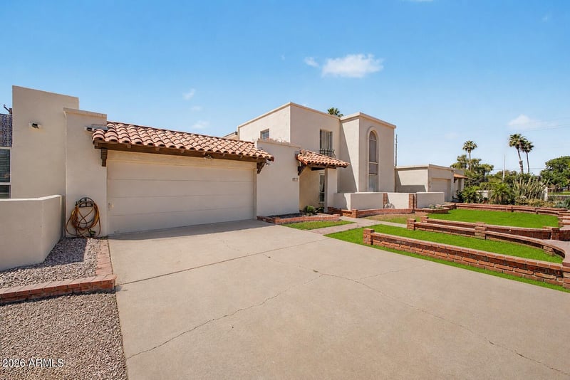 913 E Laguna Dr, Tempe, AZ 85282