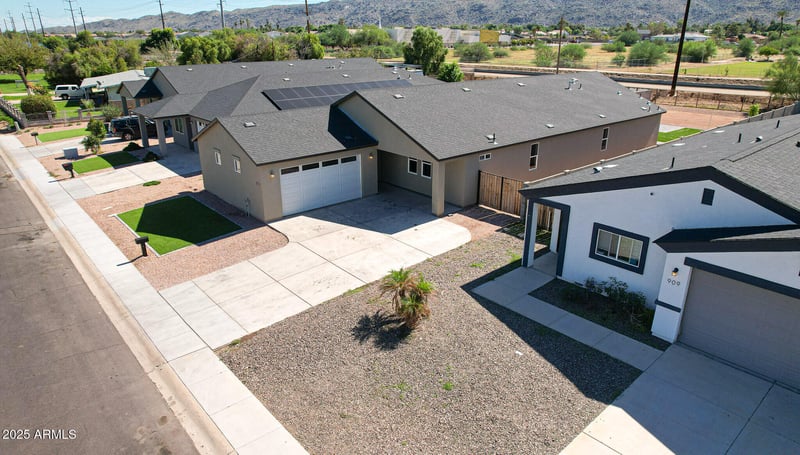 913 Fremont Rd #1, Phoenix, AZ 85042