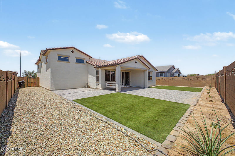 913 S 108th Ave, Avondale, AZ 85323
