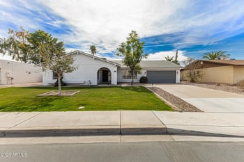 913 Summit Pl, Chandler, AZ 85225