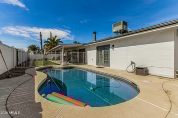 913 Summit Pl, Chandler, AZ 85225