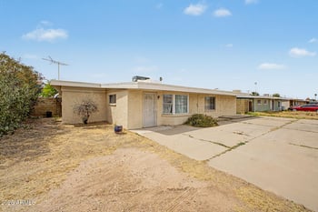 913 Trekell Rd, Casa Grande, AZ 85122