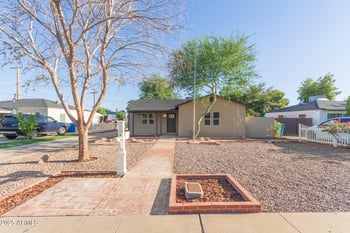 913 Turney Ave, Phoenix, AZ 85013