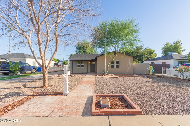 913 Turney Ave, Phoenix, AZ 85013