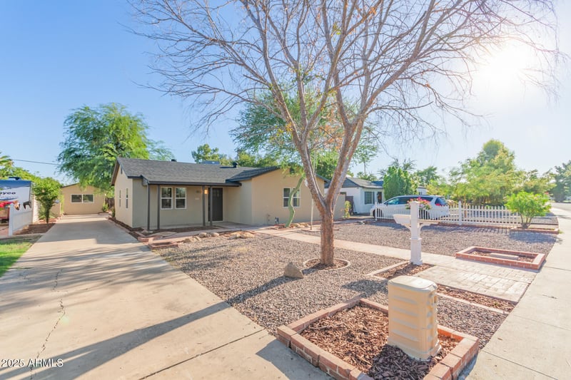 913 Turney Ave, Phoenix, AZ 85013