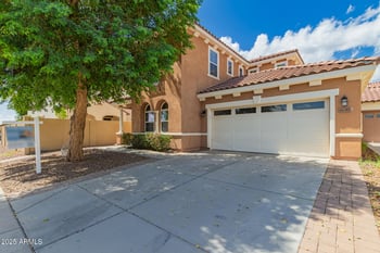 9132 Parkside Dr, Tempe, AZ 85284