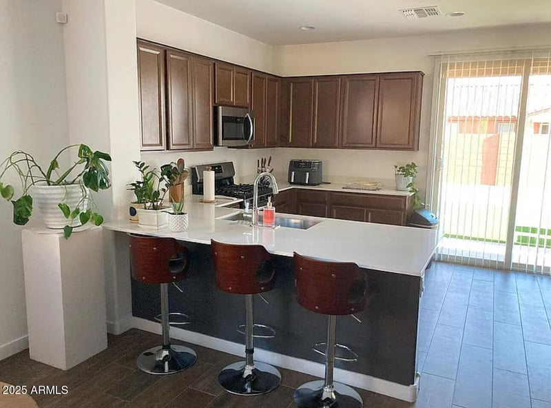 9133 Sells Dr, Phoenix, AZ 85037