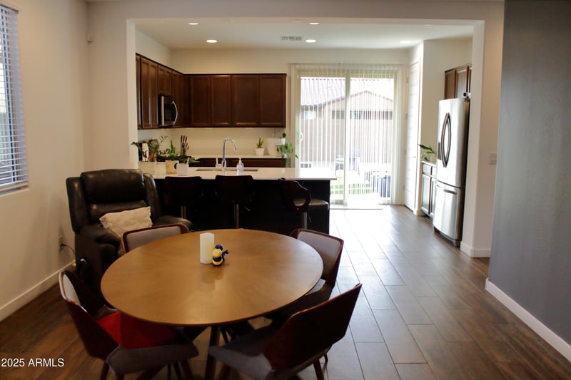 9133 Sells Dr, Phoenix, AZ 85037