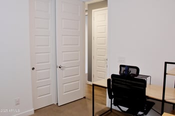 9133 Sells Dr, Phoenix, AZ 85037