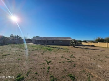 9138 Dennis St, Mesa, AZ 85207