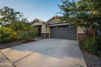 9138 Sells Dr, Phoenix, AZ 85037
