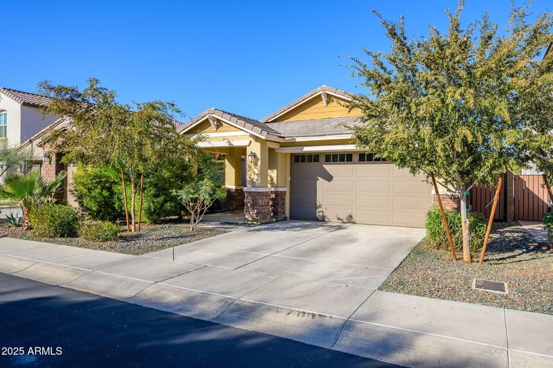 9138 Sells Dr, Phoenix, AZ 85037