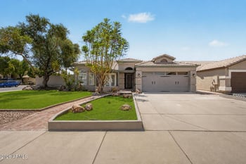9139 W Paradise Ln, Peoria, AZ 85382