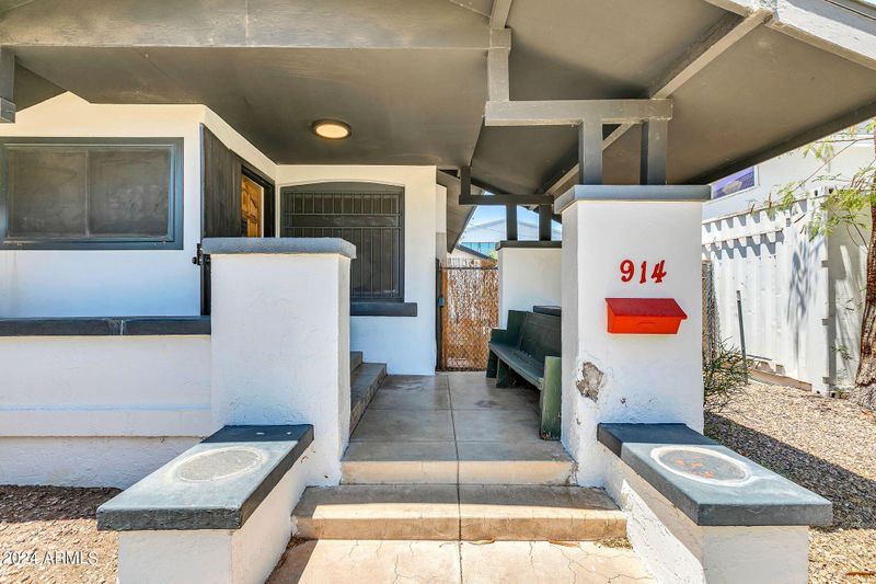 914 N 6th St, Phoenix, AZ 85004