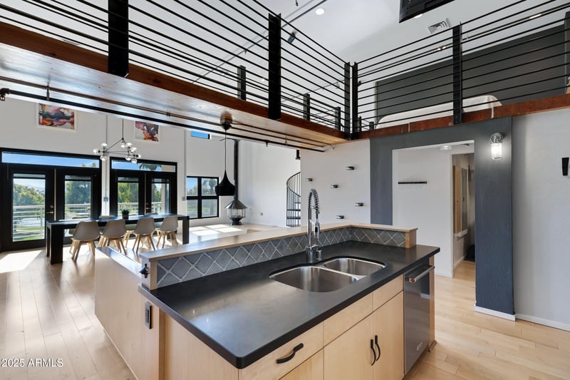 914 Osborn Rd #402, Phoenix, AZ 85014