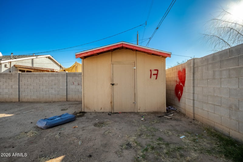 914 S 30th Dr, Phoenix, AZ 85009