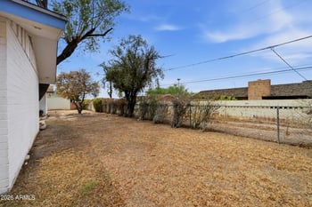 914 11th Pl, Mesa, AZ 85201