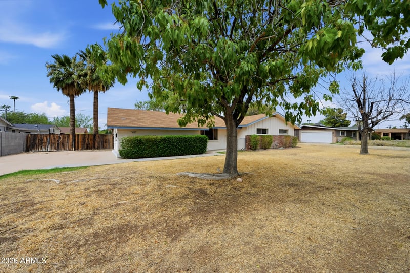 914 W 11th Pl, Mesa, AZ 85201