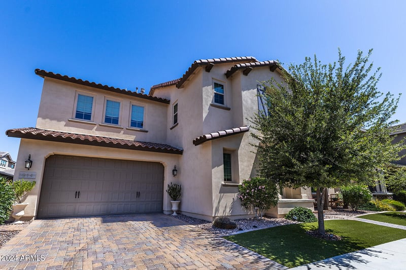 914 W Yosemite Dr, Chandler, AZ 85248