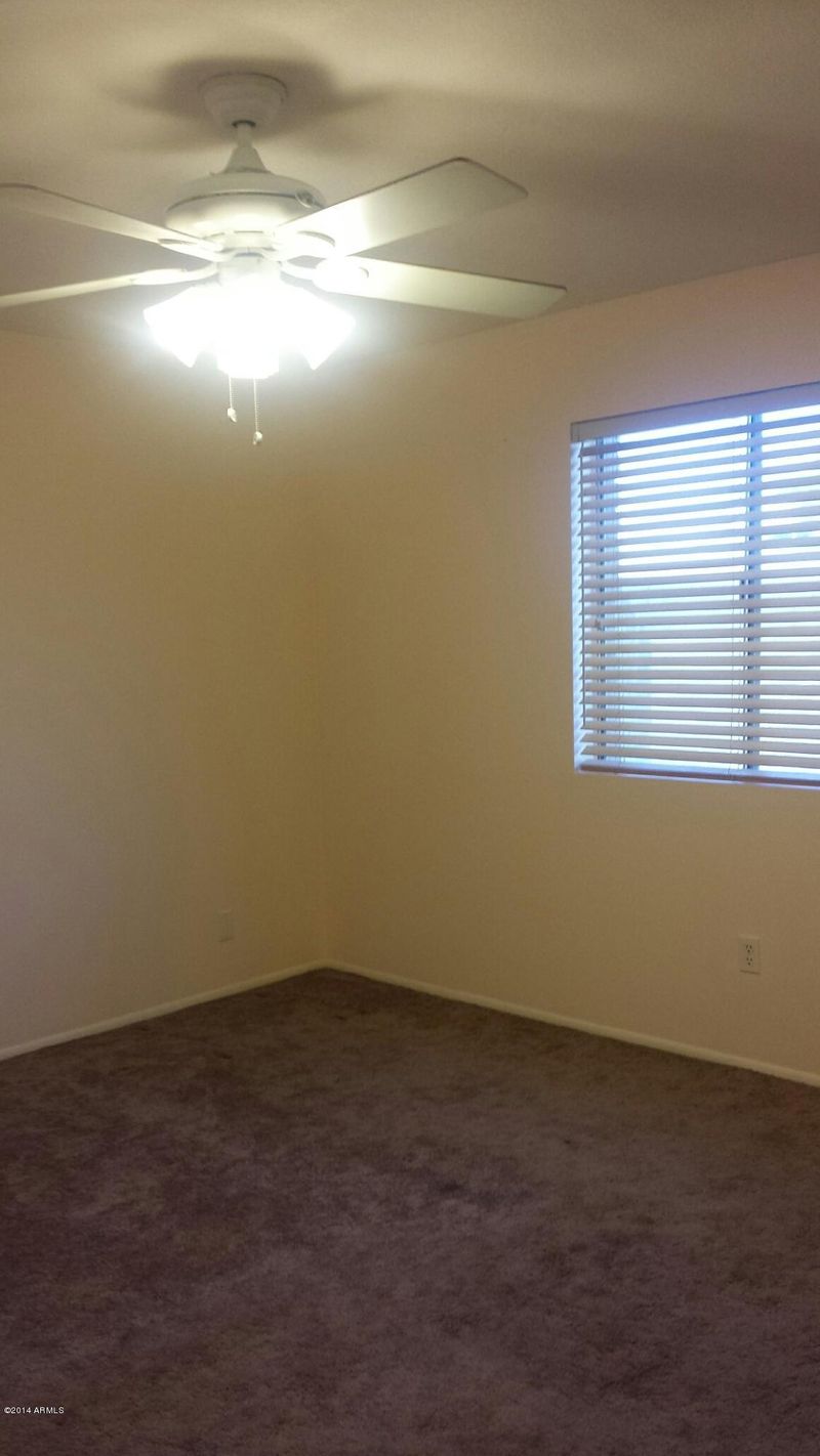9140 N 57th Dr, Glendale, AZ 85302