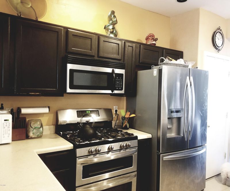 9142 W Palm Ln, Phoenix, AZ 85037