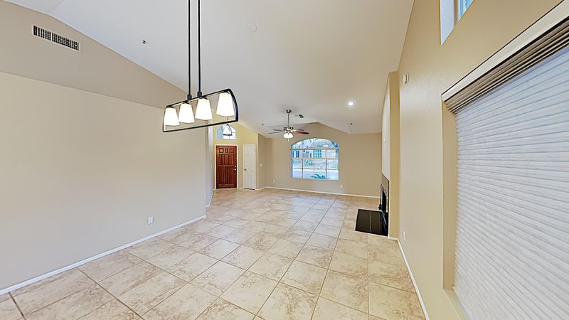9143 E Kimberly Way, Scottsdale, AZ 85255