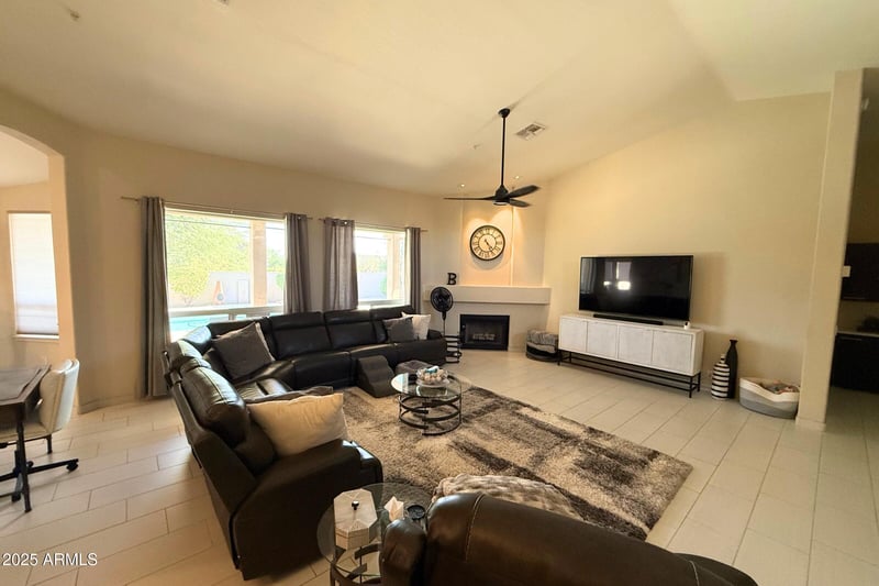 9143 Topeka Dr, Scottsdale, AZ 85255
