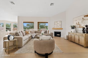 9143 Topeka Dr, Scottsdale, AZ 85255