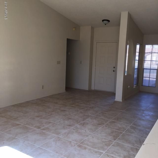 9145 W Port Royale Ln, Peoria, AZ 85381