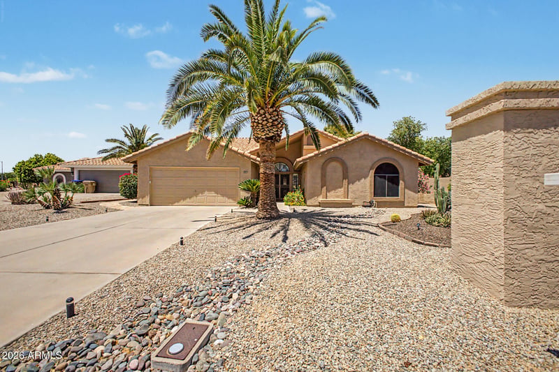 9146 W Oraibi Dr, Peoria, AZ 85382