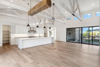 915 Ardmore Rd #11, Phoenix, AZ 85041