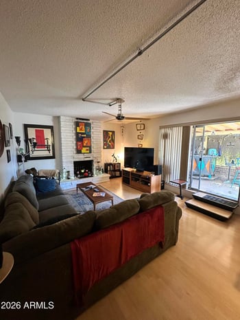 915 Campus Dr, Tempe, AZ 85282