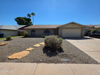 915 Carmen St, Tempe, AZ 85283