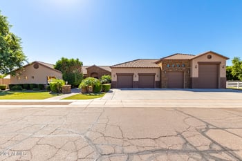 915 E Kael St, Mesa, AZ 85203
