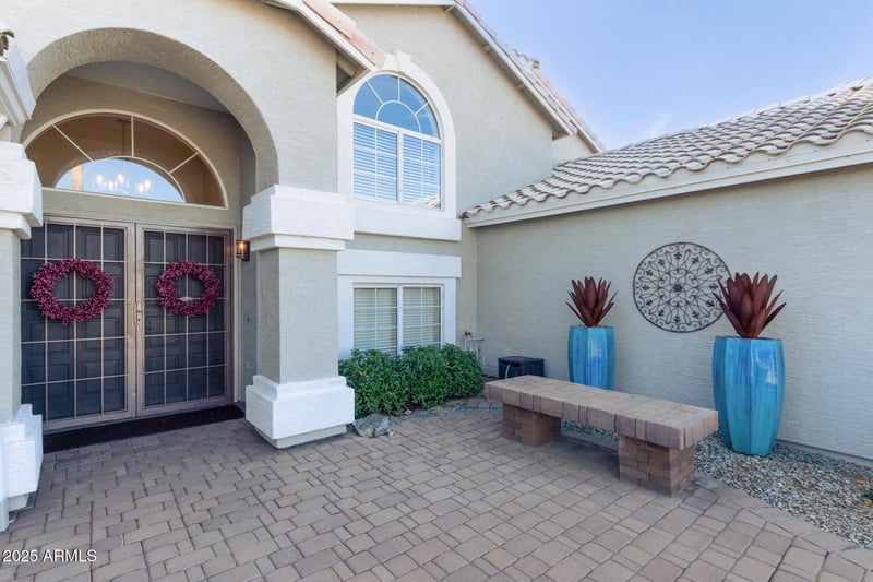 915 Grand Caymen Dr, Gilbert, AZ 85233