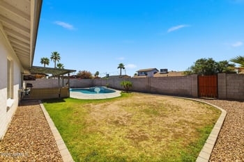 915 Loughlin Dr, Chandler, AZ 85225