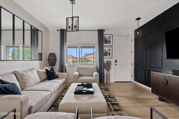 915 Sisso Tree Ave, San Tan Valley, AZ 85140