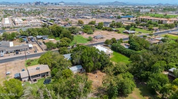 915 W Tamarisk St, Phoenix, AZ 85041