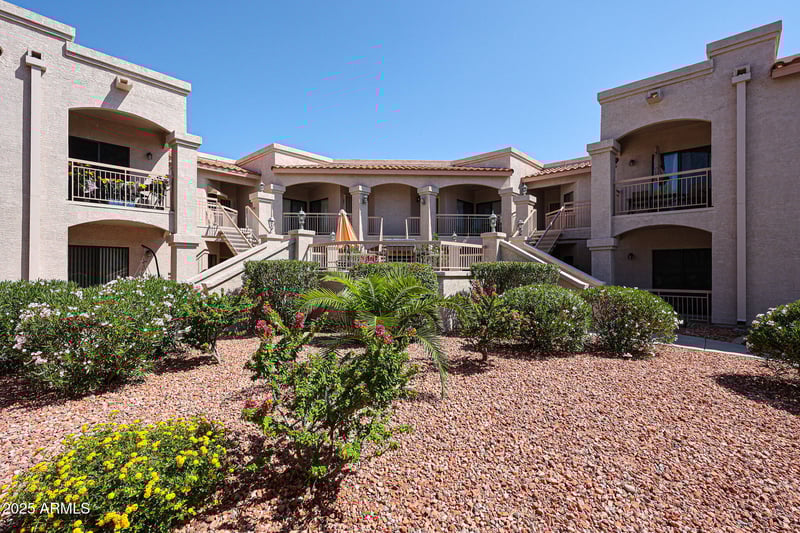 9151 Greenway Rd #162, Peoria, AZ 85381