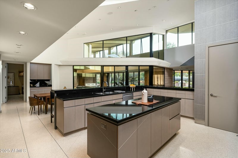 9151 Kober Rd, Paradise Valley, AZ 85253